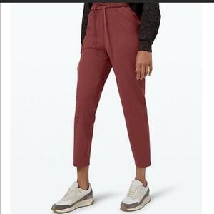 NWT Lululemon Keep Moving 7/8 Pant Joggers